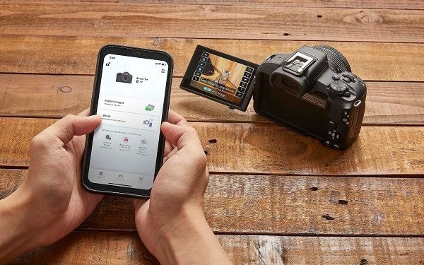 Canon EOS R50, Kamera Mirrorless Ringkas Mudah Diajak Bikin Konten Berkualitas