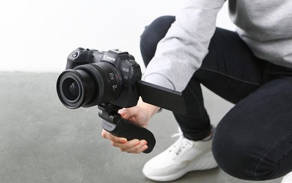 Canon Rilis EOS R8, Kamera Mirrorless Full-Frame Ringan dan Ringkas