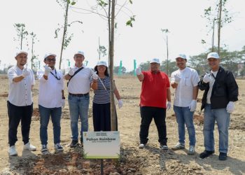 Dukung Green, HUT Metland Canangkan Penanaman 30 Ribu Pohon