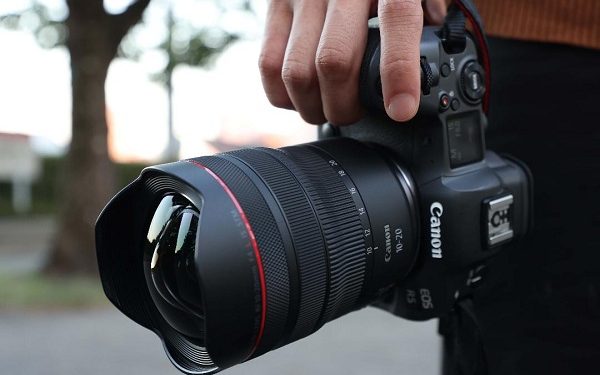 Lensa Zoom Ultra-Wide Canon RF10-20mm f/4L IS STM Melenggang Indonesia