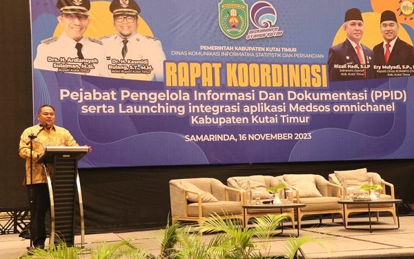 Kadis Kominfo Staper Kutim: Keterbukaan Informasi Harus Dilaksanakan dalam Upaya Peningkatan Pelayanan Masyarakat