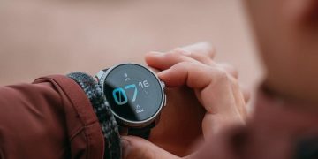Sportwatch Suunto Race dan Headphone Suunto Wing Hadir di Indonesia