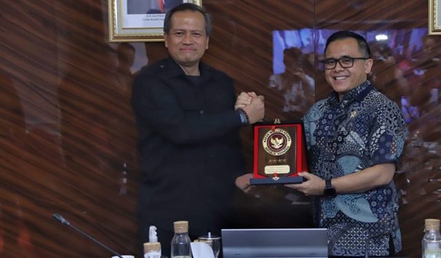Menteri PANRB dan Wakil Kepala BIN Rembuk Penguatan Intelijen Digital
