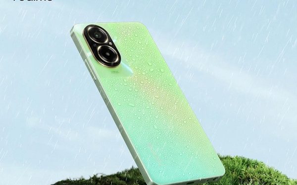 Tahan Cipratan Air dan Debu, realme C67 Bisa Digunakan di Berbagai Situasi dan Kondisi