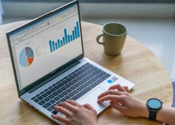 Huawei MateBook D 14 2024 Segera Masuk Pasar Indonesia