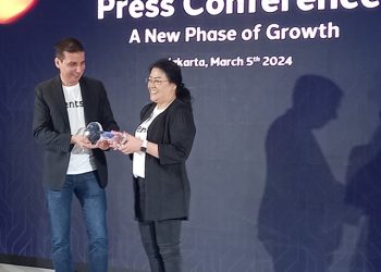 Evira Jakob, Dari Google Berlabuh ke dentsu Indonesia