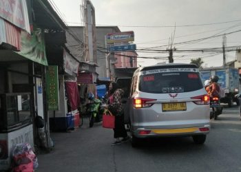 Angkot D10A Depok