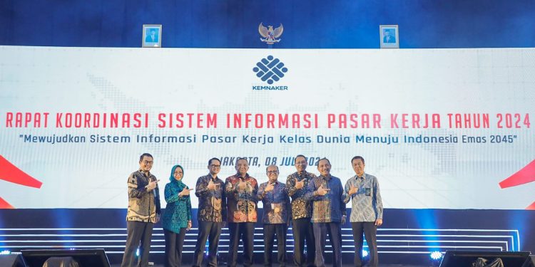 Rapat Koordinasi Sistem Informasi Pasar Kerja