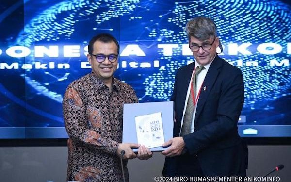 Sambut Investasi, Wamen Nezar Patria Inginkan Adanya Transfer Teknologi dan Pengetahuan