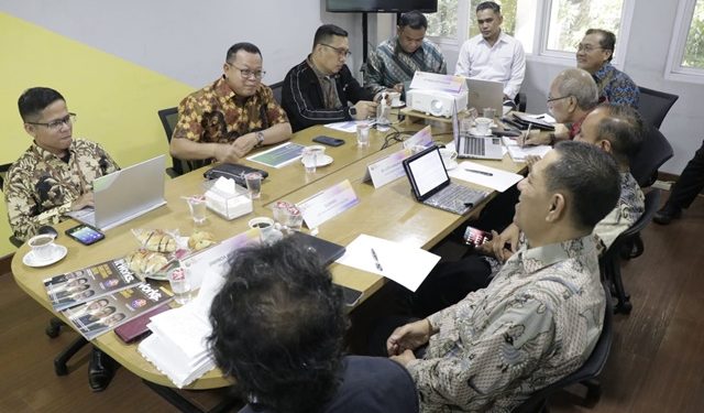 TOP Digital Awards 2024: Bank Kalbar Kembangkan Framework IT Sesuai Cetak Biru Transformasi Digital Perbankan