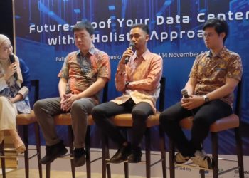 seminar Future-Proof Your Data Center with a Holistic Approach yang diselenggarakan oleh PT Multipolar Technology Tbk