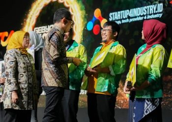 PT Sopwer Teknologi Indonesia Juara 2 Kompetisi Startup4Industry 2024