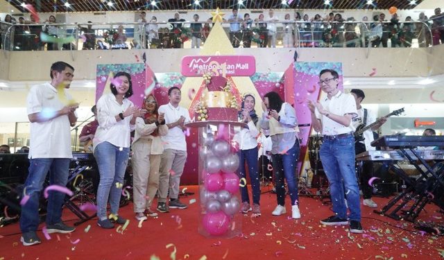 Kahitna Meriahkan Anniversary Metropolitan Mall Bekasi
