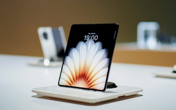 OPPO Resmi Buka Pre-order Smartphone Lipat OPPO Find N5