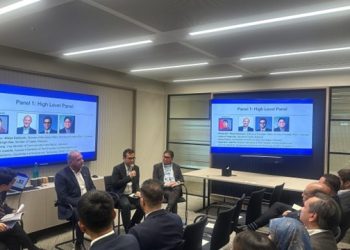 Hadiri London Tech Week 2025: Wakil Menteri Komdigi Paparkan Strategi AI Indonesia