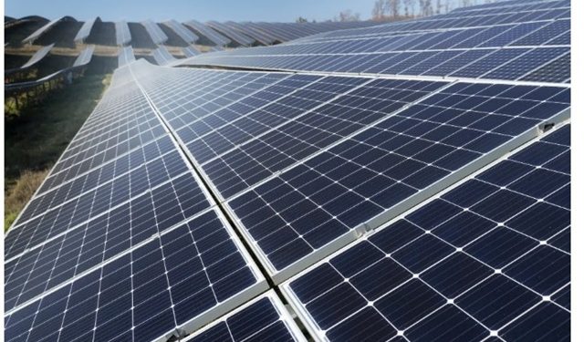 BRIN Ciptakan Molekul Untuk Tingkatkan Efisiensi Sel Surya