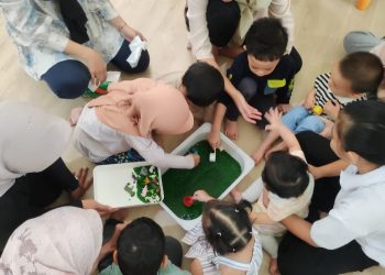 mainstory-solusi-childcare-teknologi-dukung-indonesia-emas-2045