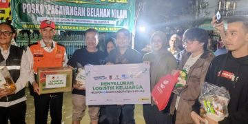 Kalsel Bahu Membahu Bantu Warga Korban Banjir