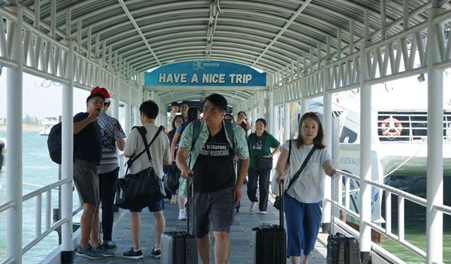 Selama Nataru Pelabuhan Batam Didominasi Penumpang Internasional