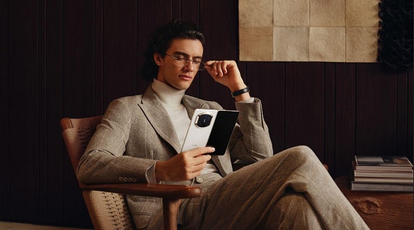 Ponsel Lipat HUAWEI Mate X7 Siap Hadir di Indonesia