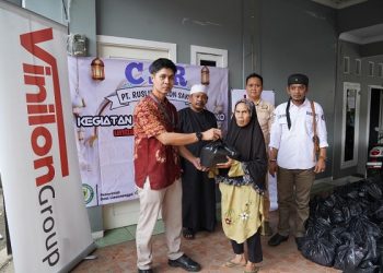 Vinilon Group Gelar CSR bagi Warga di Lingkungan Sekitar Kantor dan Pabrik