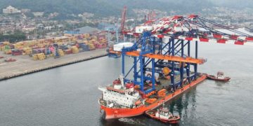 Tingkatkan Produktivitas  Bongkar Muat, IPC TPK Panjang Tambah QCC Post Panamax