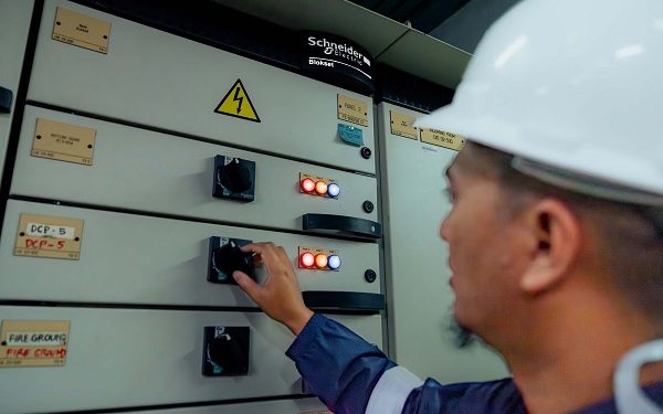 Melalui Digitalisasi, Schneider Electric Dukung Petrokimia Gresik Tingkatkan Keandalan Aset dan Efisiensi Operasional