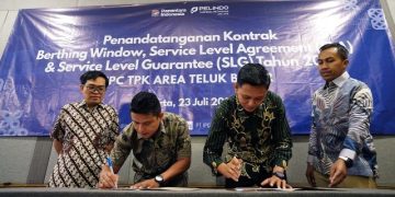 Tingkatkan Layanan, IPC TPK Teluk Bayur Teken Kontrak Pelayanan dengan 4 Shipping Lines