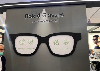 Hadir di DTI-CX 2026, Rokid Kenalkan AI Smart Glasses
