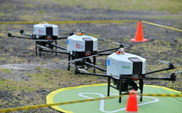 SKYY Network Uji Coba Pengiriman Makanan Pakai Drone di Bali